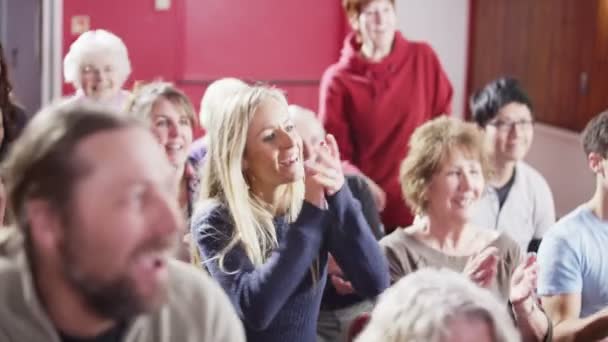 Mature male speaker addresses public meeting or church group — Stock Video