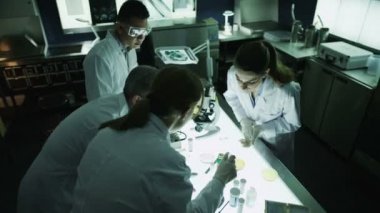 Olgun erkek bilim öğrencilerin öğretim