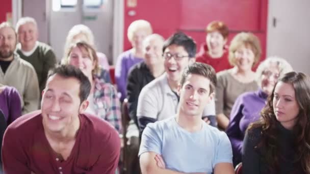 Mature male speaker addresses a public meeting — Stock Video