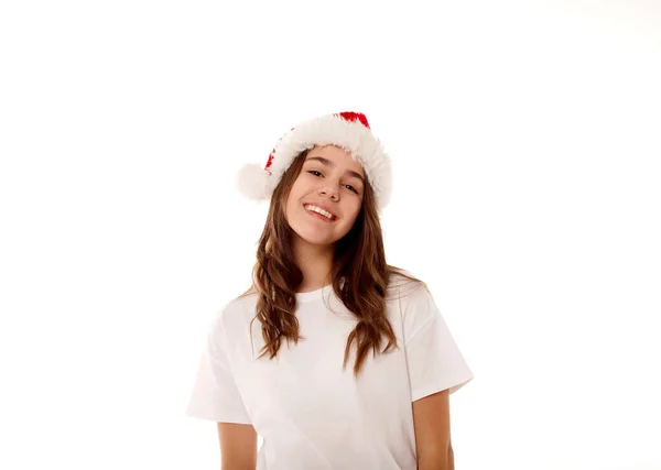 Mladý Šťastný Teenager Dívka Sobě Santa Claus Červený Klobouk Přes — Stock fotografie