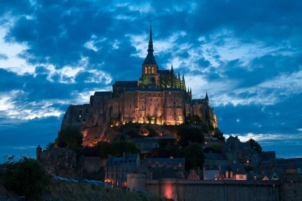 Mont saint michel na večer — Stock fotografie