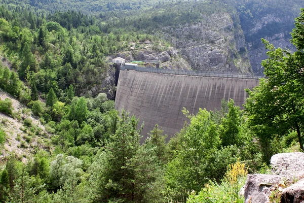 Dam vaiont. Provinz belluno, Italien. 9. Oktober 1963 am Damm war — Stockfoto