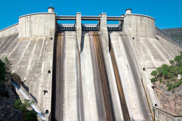 Liten dam i Frankrike — Stockfoto