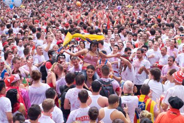 Pamplona, İspanya-6 Temmuz: açılışında having fun