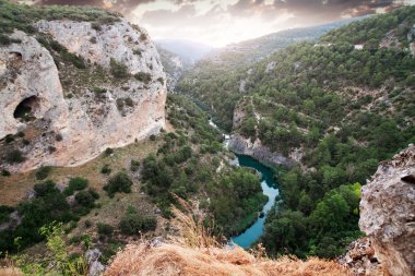 nehir jucar. ventano del diablo. Villalba de la sierra, cuenca,