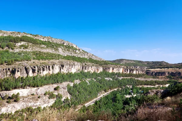 Útesy nedaleko města cuenca, Španělsko — Stock fotografie