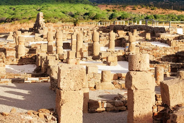 Bir roman ruins "baelo claudia" "bolonia" Beach, il cad — Stok fotoğraf