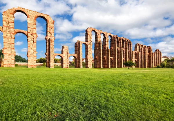 Su kemeri los milagros, merida, İspanya — Stok fotoğraf