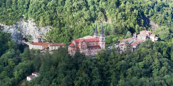 Bazilica Santa Maria, Covadonga, Asturia, Spania — Fotografie, imagine de stoc