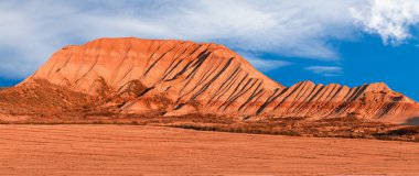 dağ castildetierra bardenas reales doğa parkı, navarra,
