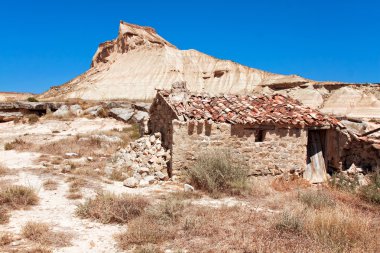 dağ castildetierra bardenas reales doğa parkı, navarra,