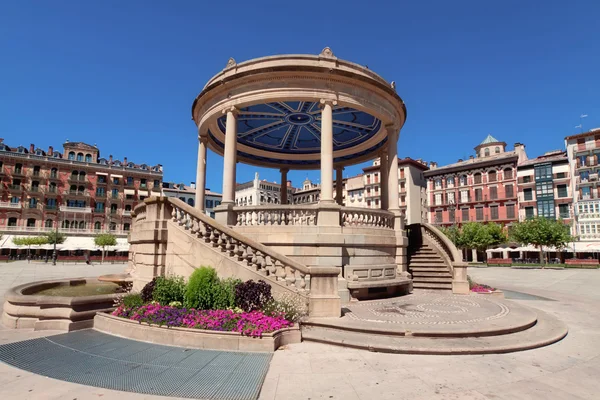 Altán na náměstí castillo pamplona, navarra, Španělsko — Stock fotografie