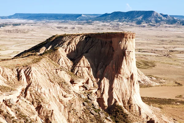 Montaña Castildetierra en Bardenas Reales Parque Natural, Navarra , — Foto de Stock