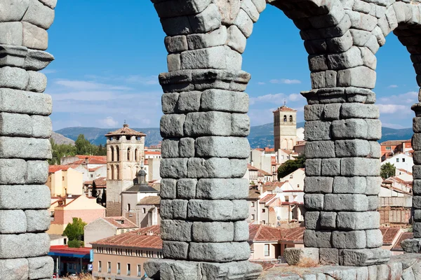 Apeduct roman în orașul Segovia, Spania — Fotografie, imagine de stoc