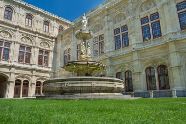 Viyana Opera Evi