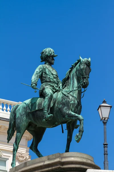 Famosa estatua del archiduque Albrecht — Foto de Stock