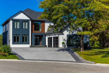 Özel lüks evi Toronto, Kanada banliyölerinde inşa.