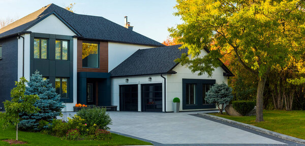 Custom built luxury house in the suburbs of Toronto, Canada.