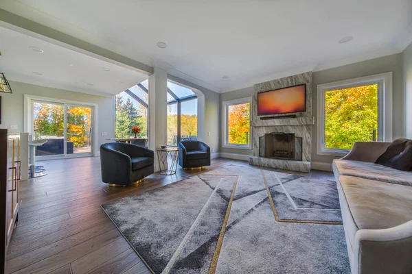 Oturma odası iç mekan düzenleme. Özel Tasarım