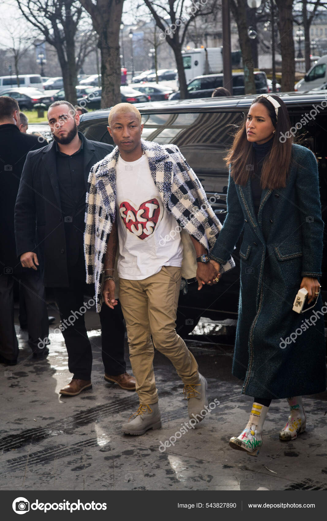 Pharrell Williams Helen Lasichanh Arrive Chanel Show Part Paris Fashion