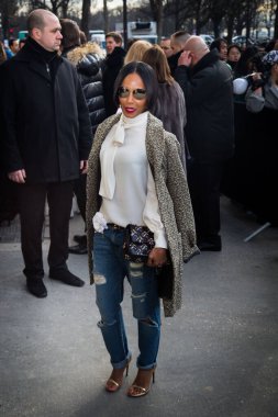 Jada Pinkett Smith, Paris Moda Haftası Kadınlar Güz / Kış 2016 / 2017 'de 8 Mart 2016' da Paris, Fransa 'da Chanel Show' a katılıyor.