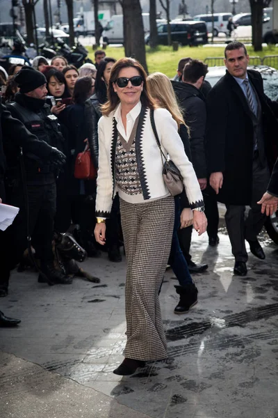 Księżniczka Monako Caroline Przyjeżdża Pokaz Chanel Ramach Paryskiego Tygodnia Odzieży — Zdjęcie stockowe