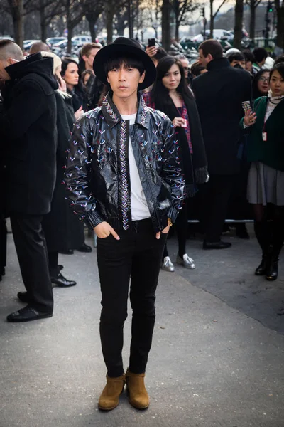 Han Huo Huo Auf Der Chanel Show Rahmen Der Paris lizenzfreie Stockbilder