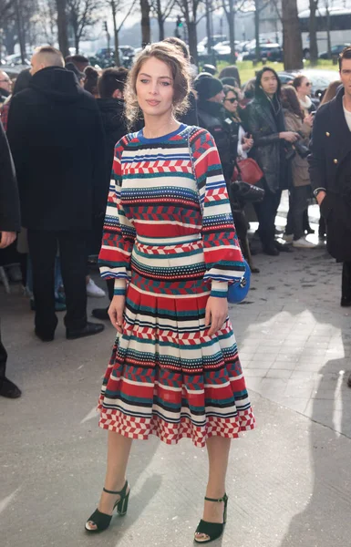 Marie Ange Casta Arrive Défilé Chanel Dans Cadre Fashion Week Photos De Stock Libres De Droits