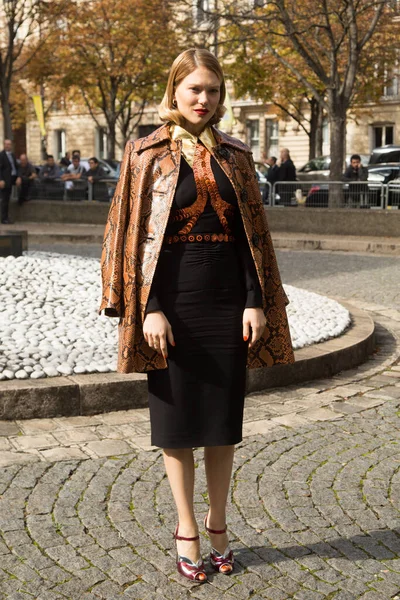 Lea Seydoux Arriveert Miu Miu Show Als Onderdeel Van Paris — Stockfoto