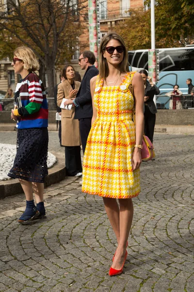 헬레나 보든은 2015 프랑스 파리에서 Paris Fashion Week Womenswear Spring — 스톡 사진