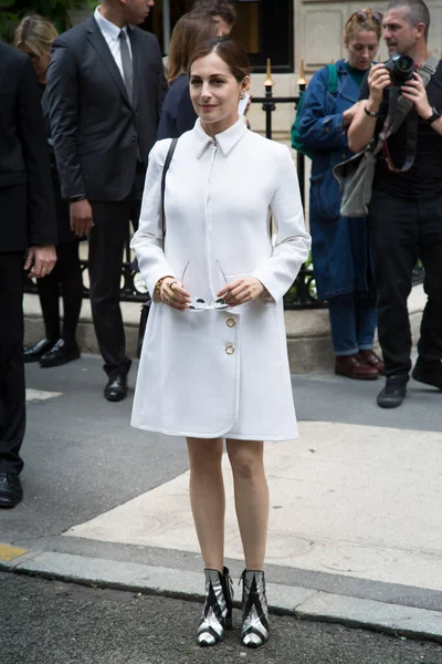 Amira Casar Show Christian Dior Haute Couture Otoño Invierno 2016 —  Fotos de Stock