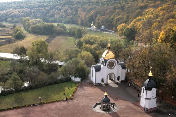 Zarvanytsia andliga centrum av den grekisk-katolska kyrkan i ternopil region, Ukraina. — Stockfoto