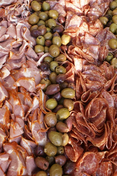 Viande aux olives Image En Vente