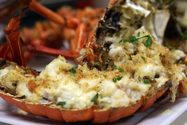 Langosta al horno rellenas —  Fotos de Stock