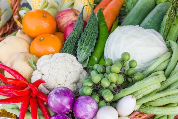 Fresh fruits and vegetables — Stock Photo, Image