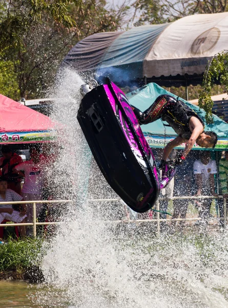 Freestyle le jet ski cascade action — Photo