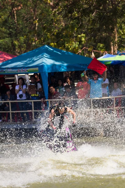 Freestyle a ação acrobacia Jet Ski — Fotografia de Stock