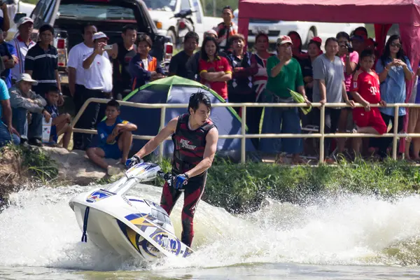 Mostrar Freestyle la acción acrobacia Jet Ski —  Fotos de Stock