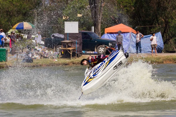 Mostrar Freestyle la acción acrobacia Jet Ski —  Fotos de Stock