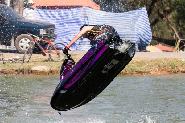 Gösteri freestyle jet ski dublör eylem — Stok fotoğraf