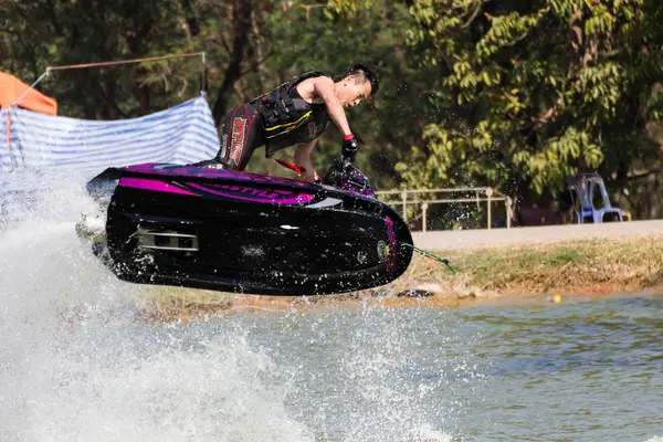 Die Jetski Stunt Action im Freestyle zeigen — Stockfoto