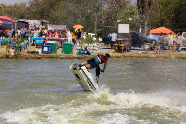 Freestyle le jet ski cascade action — Photo