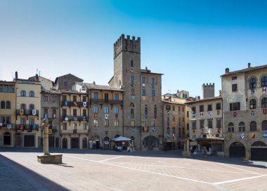 Arezzo, Toskana, İtalya 'daki Piazza Grande Meydanı