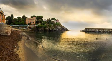 Genova Port nervi gündoğumu,