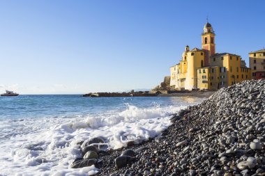 Camogli kıyıları gün batımında