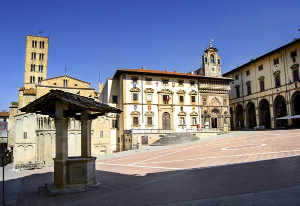 Náměstí Piazza grande v arezzo, Toskánsko, Itálie — Stock fotografie