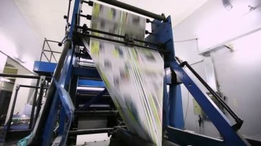 baskı basın tipografi makine çalışma üzerinde tava