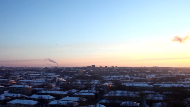 Termal güç istasyonu borudan duman — Stok video