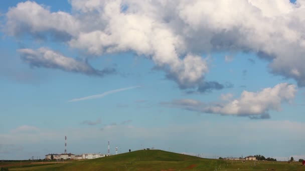 Hill on summer sunset with clody sky time lapse — Stock Video