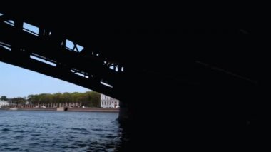 Köprünün altından, st petersburg